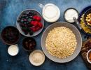 How to make baked muesli at home